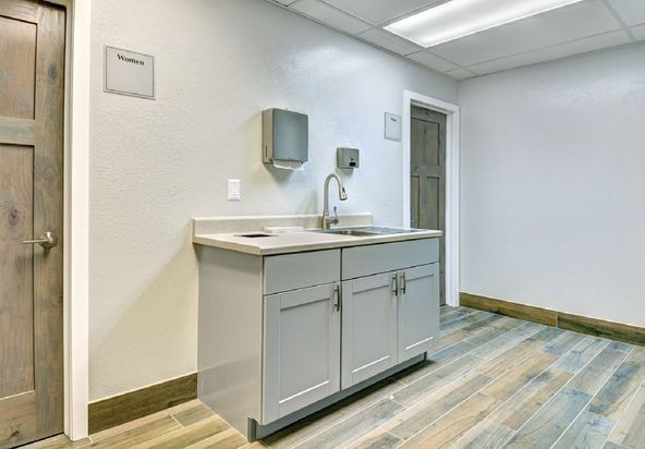Suite 204
